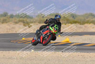 media/Dec-15-2023-Apex Assassins (Fri) [[91f19fb1c7]]/Trackday 2/Session 2 (Turn 4)/
